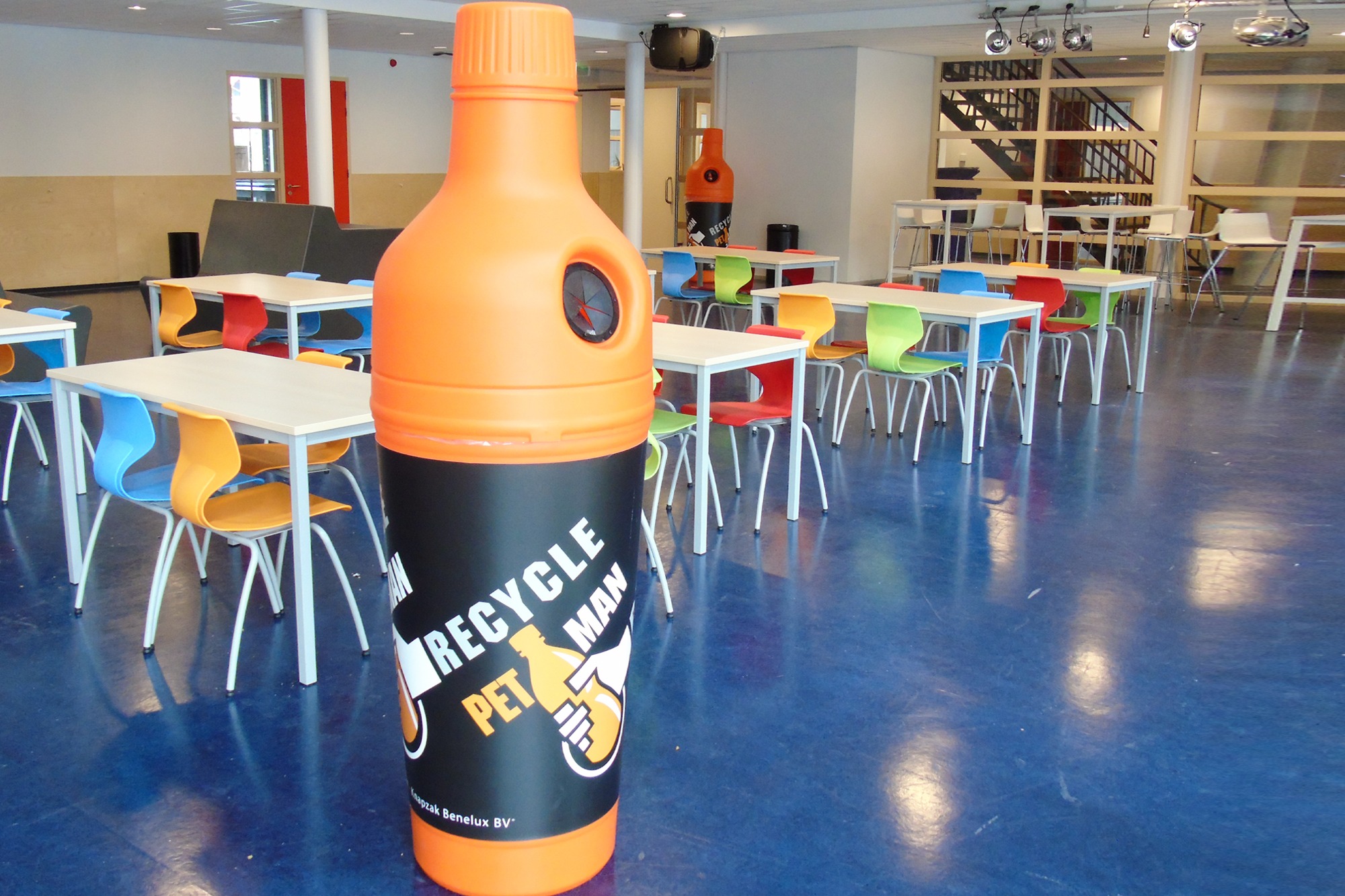 plastic flesjes inzamelen onderwijs school